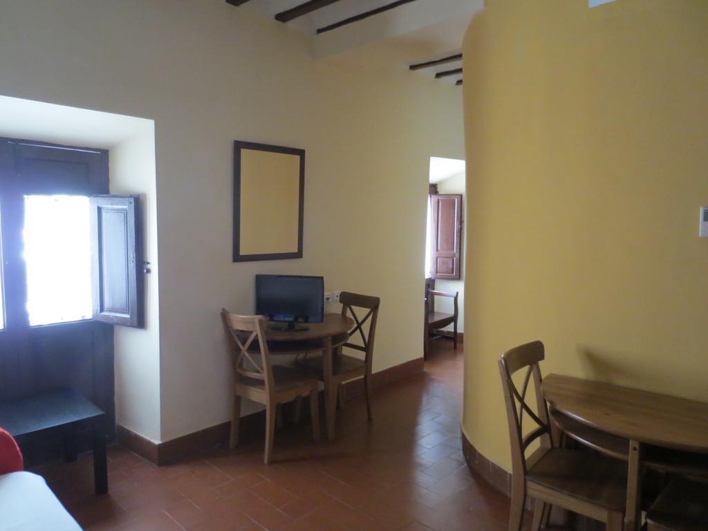 Apartamentos Turisticos El Losal Ubeda  Ngoại thất bức ảnh